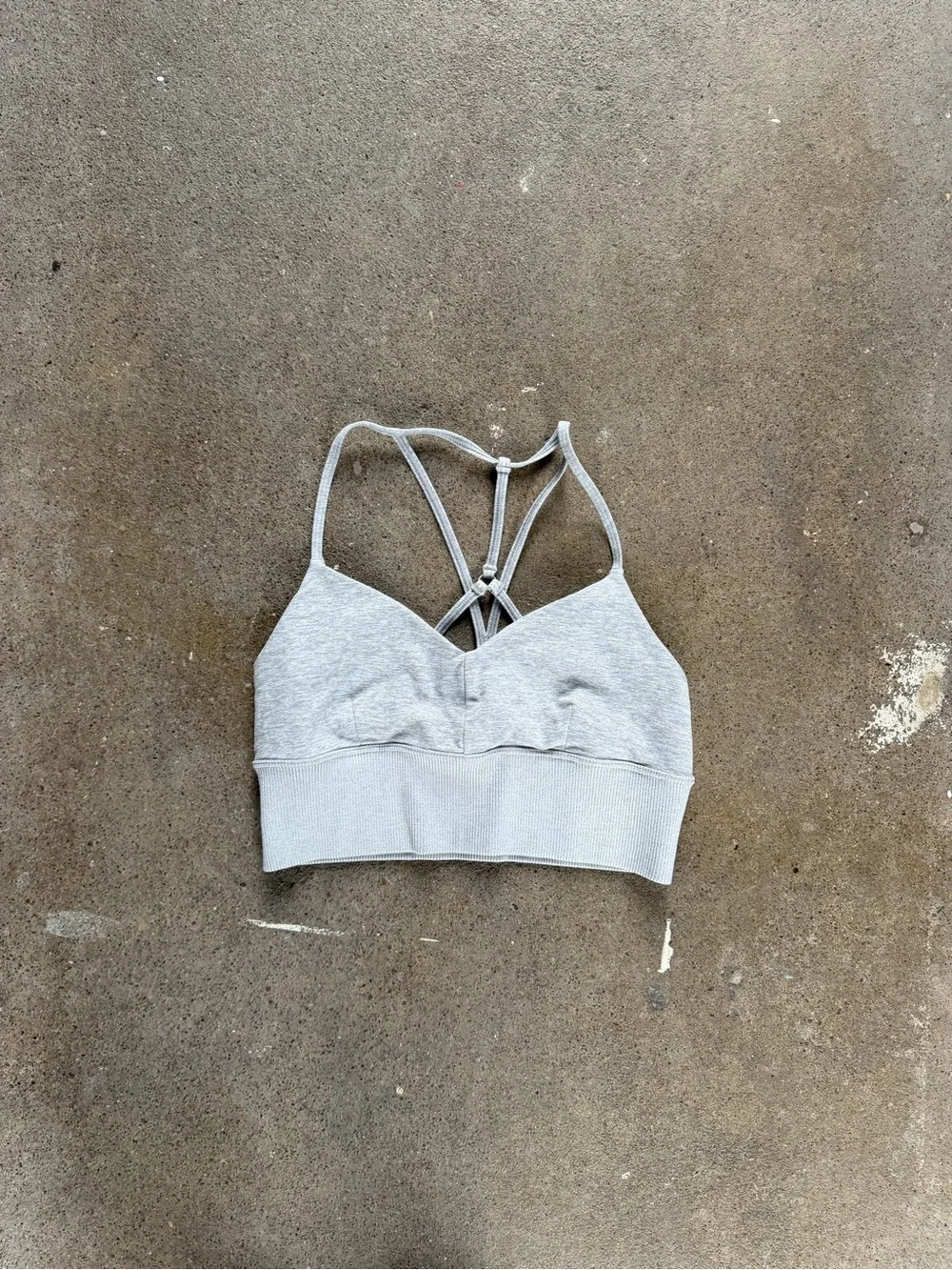 Alo Yoga AloSoft Lavish Bra in Heathered Grey Size Small Activewear Sports Bra